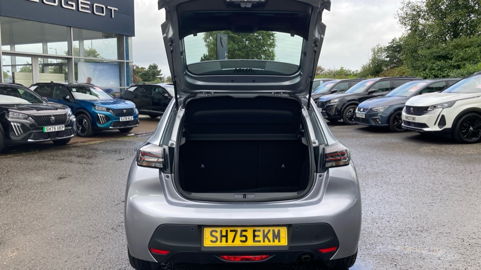 Peugeot 208 1.2 PureTech 100 Style 5dr Petrol Hatchback - Image 4