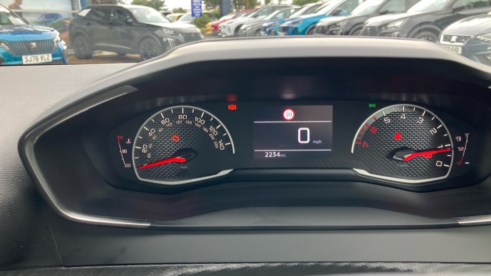 Peugeot 208 1.2 PureTech 100 Style 5dr Petrol Hatchback - Image 18