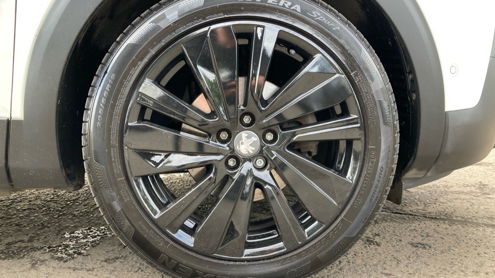 Peugeot 5008 1.2 PureTech GT Line Premium 5dr Petrol Estate - Image 7