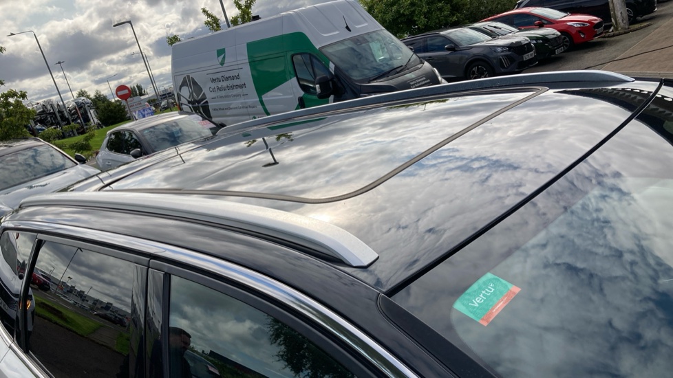 Peugeot 5008 1.2 PureTech GT Line Premium 5dr Petrol Estate - Image 21