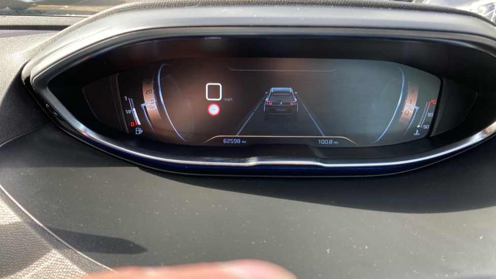 Peugeot 5008 1.2 PureTech GT Line Premium 5dr Petrol Estate - Image 32