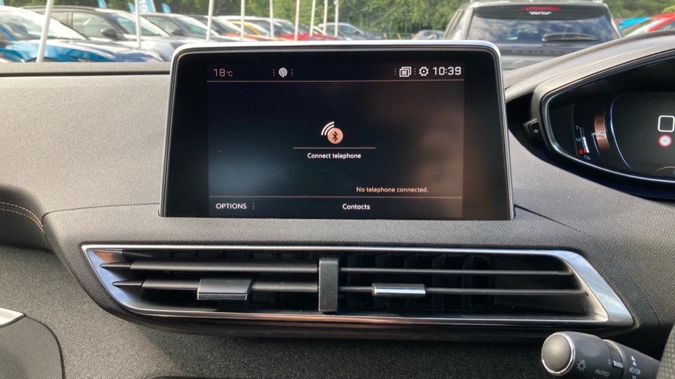 Peugeot 5008 1.2 PureTech GT Line Premium 5dr Petrol Estate - Image 38