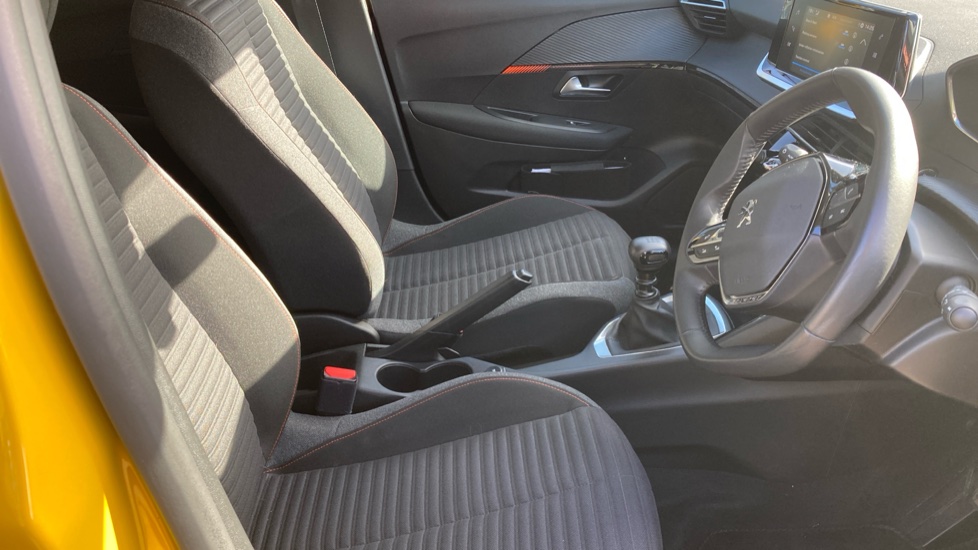 Peugeot 208 1.2 PureTech 100 Active Premium + 5dr Petrol Hatchback - Image 40