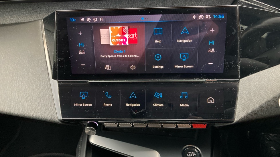 Peugeot 308 1.6 Plug-in Hybrid Allure Premium 5dr e-EAT8 Hatchback - Image 29