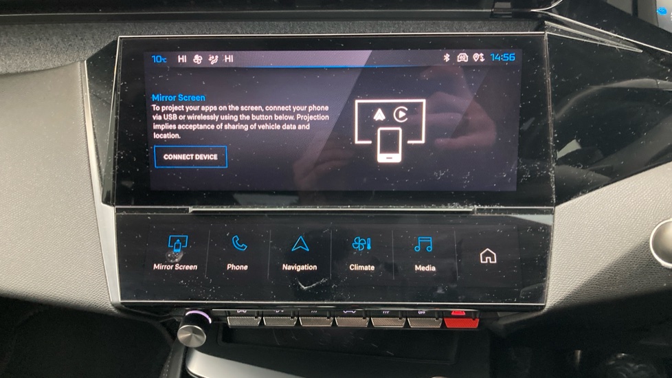 Peugeot 308 1.6 Plug-in Hybrid Allure Premium 5dr e-EAT8 Hatchback - Image 30