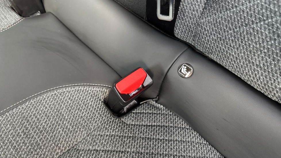 Peugeot 208 1.2 PureTech 100 Allure 5dr Petrol Hatchback - Image 17