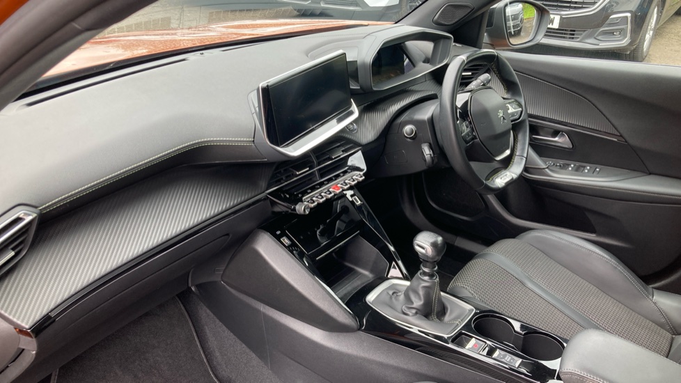 Peugeot 2008 1.2 PureTech 130 GT Line 5dr Petrol Estate - Image 9