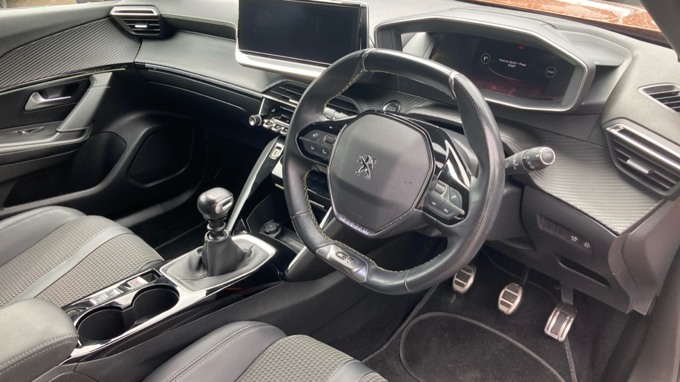 Peugeot 2008 1.2 PureTech 130 GT Line 5dr Petrol Estate - Image 11