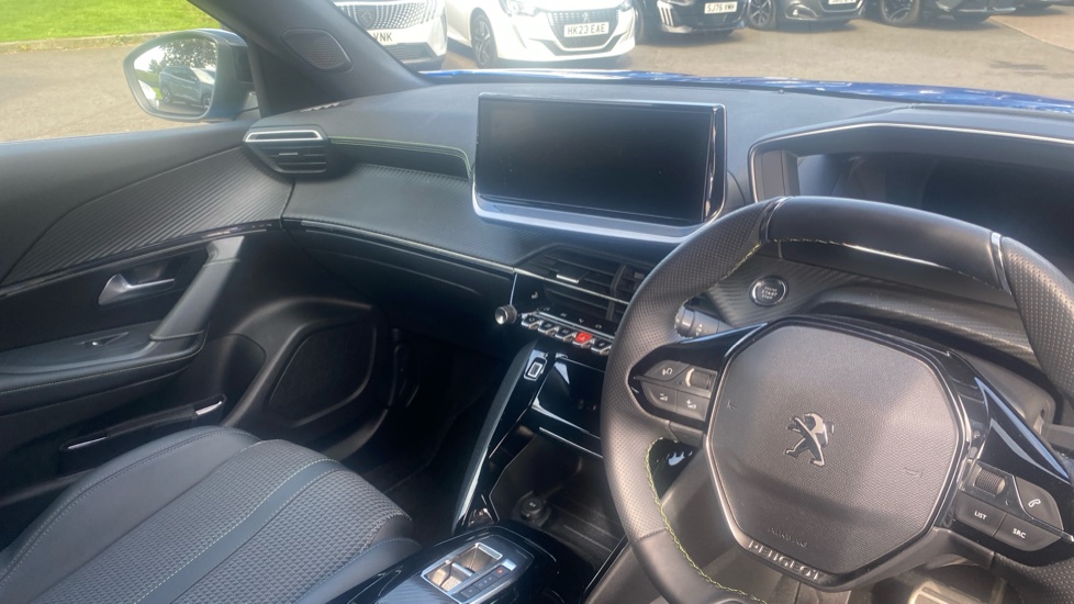Peugeot 2008 100kW GT 50kWh 5dr Auto Electric Estate - Image 14