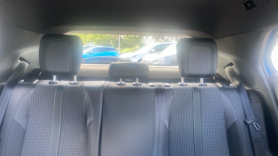 Peugeot 2008 100kW GT 50kWh 5dr Auto Electric Estate - Image 15