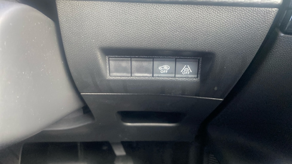 Peugeot 2008 100kW GT 50kWh 5dr Auto Electric Estate - Image 23