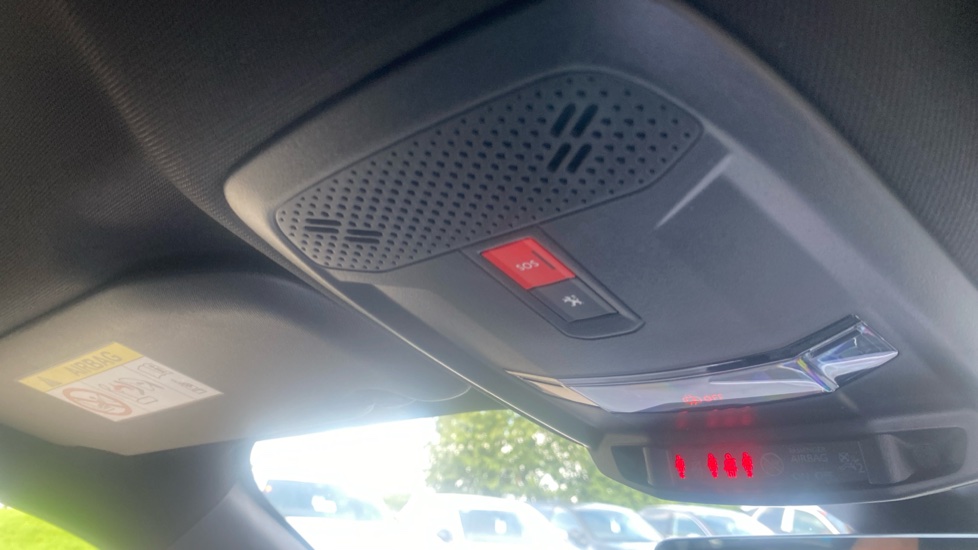 Peugeot 2008 100kW GT 50kWh 5dr Auto Electric Estate - Image 30