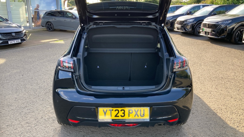 Peugeot 208 1.2 PureTech 100 Allure Premium + 5dr Petrol Hatchback - Image 4