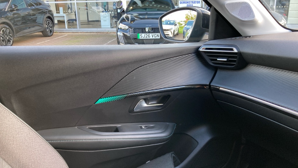 Peugeot 208 1.2 PureTech 100 Allure Premium + 5dr Petrol Hatchback - Image 40