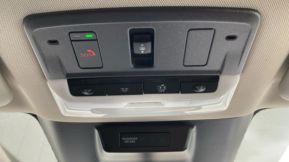 Nissan Qashqai 1.3 DiG-T MH 158 N-Connecta 5dr Xtronic Petrol Hatchback - Image 32