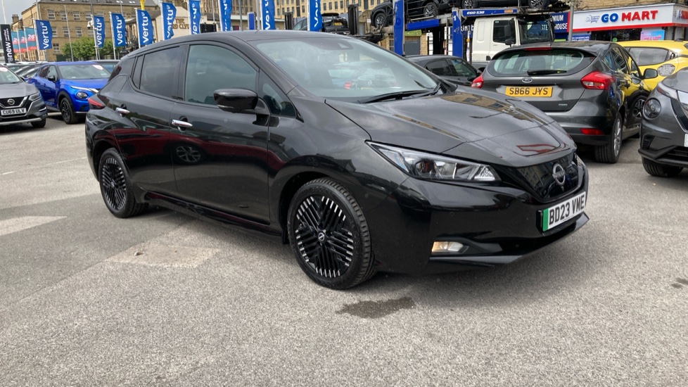 Nissan LEAF 110kW N-Connecta 39kWh 5dr Auto Electric Hatchback - Image 8