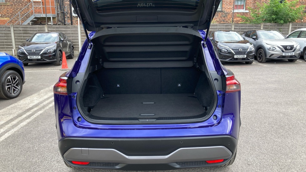 Nissan Qashqai 1.5 E-Power N-Connecta 5dr Auto Hybrid Hatchback - Image 4
