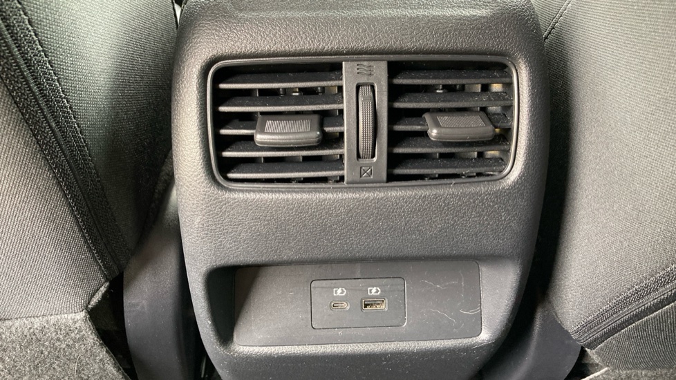 Nissan Qashqai 1.5 E-Power N-Connecta 5dr Auto Hybrid Hatchback - Image 22