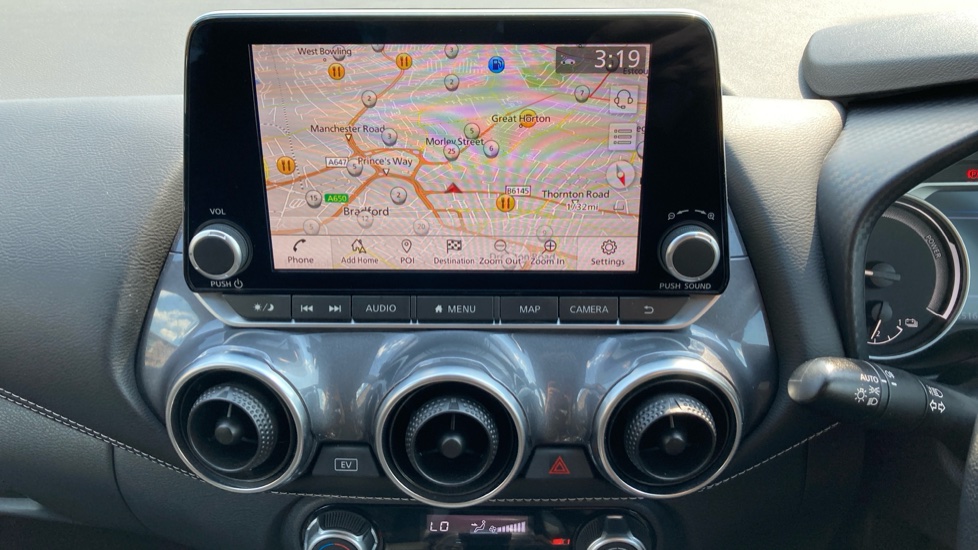 Nissan Juke 1.6 Hybrid N-Connecta 5dr Auto Hybrid Hatchback - Image 12