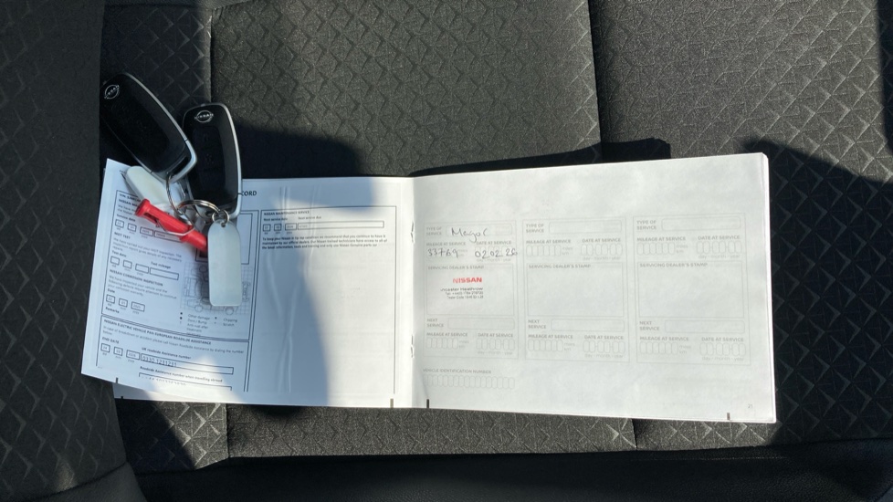 Nissan Juke 1.6 Hybrid N-Connecta 5dr Auto Hybrid Hatchback - Image 19