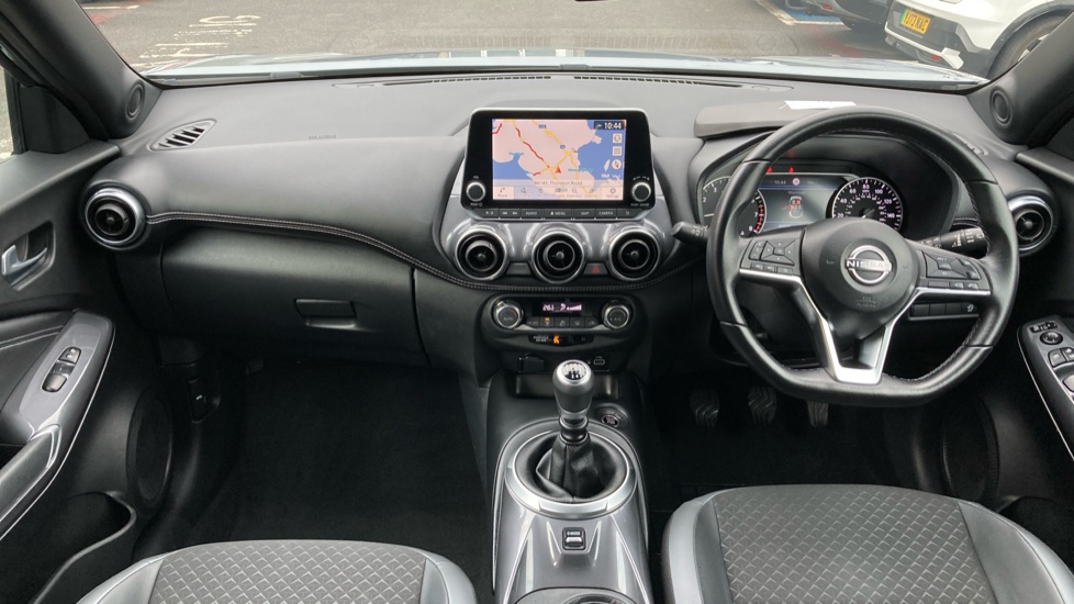 Nissan Juke 1.0 DiG-T 114 N-Connecta 5dr Petrol Hatchback - Image 10