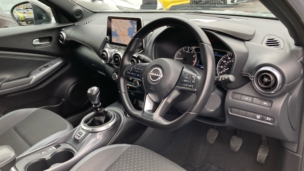 Nissan Juke 1.0 DiG-T 114 N-Connecta 5dr Petrol Hatchback - Image 11