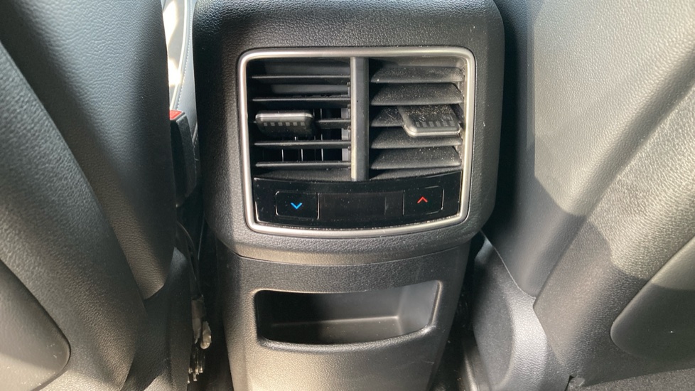 Kia Sportage 1.6T GDi HEV GT-Line S 5dr Auto Hybrid Estate - Image 21