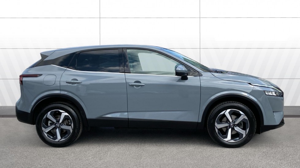 Nissan Qashqai 1.3 DiG-T MH 158 N-Connecta 5dr Xtronic Petrol Hatchback - Image 5