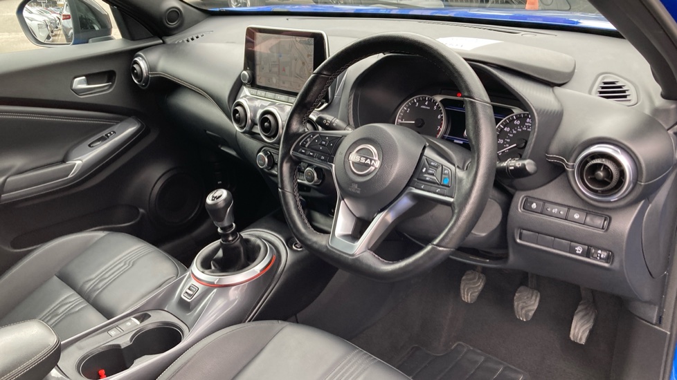 Nissan Juke 1.0 DiG-T 114 Tekna 5dr Petrol Hatchback - Image 11