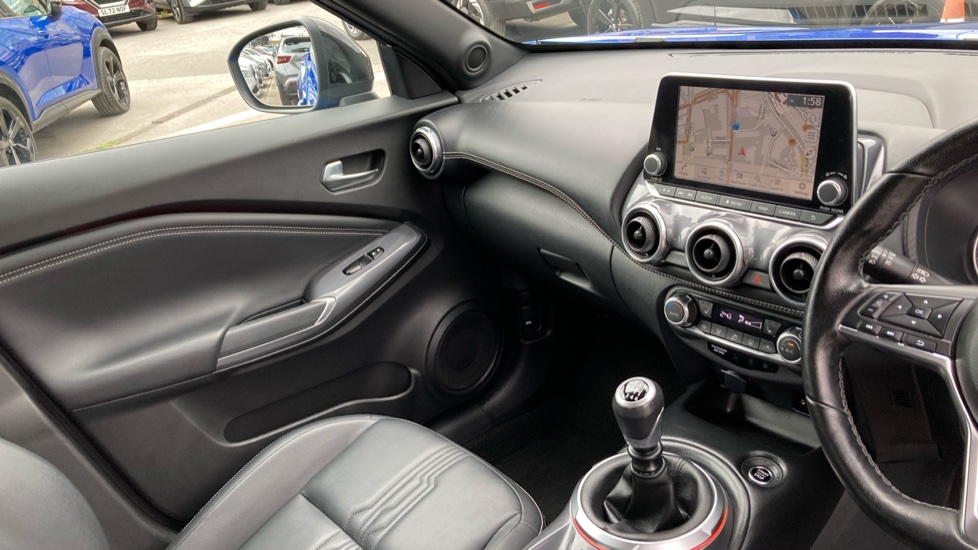 Nissan Juke 1.0 DiG-T 114 Tekna 5dr Petrol Hatchback - Image 14