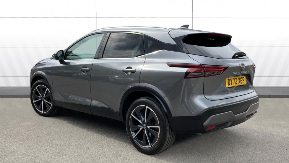 Nissan Qashqai 1.3 DiG-T MH 158 Tekna 5dr Xtronic Petrol Hatchback - Image 2