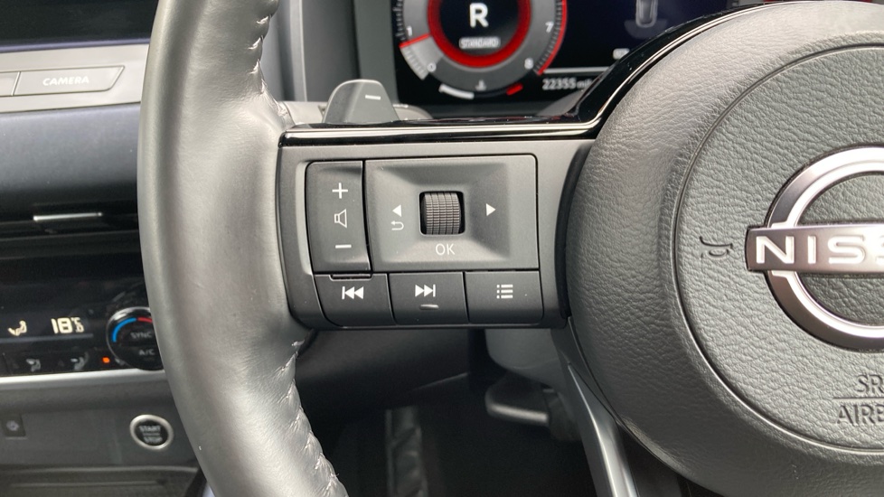 Nissan Qashqai 1.3 DiG-T MH 158 Tekna 5dr Xtronic Petrol Hatchback - Image 30