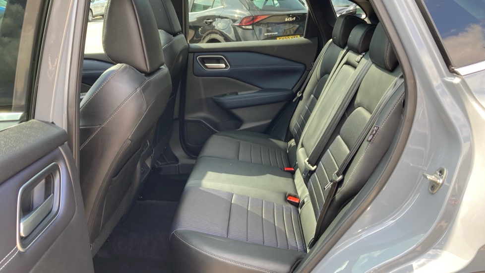 Nissan Qashqai 1.5 E-Power Tekna 5dr Auto Hybrid Hatchback - Image 16