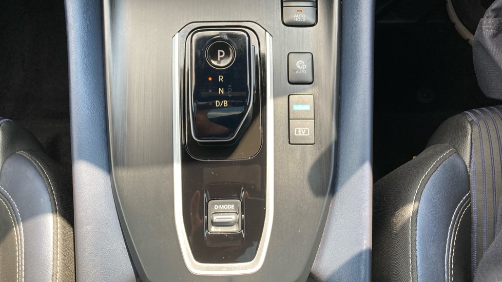 Nissan Qashqai 1.5 E-Power Tekna 5dr Auto Hybrid Hatchback - Image 29