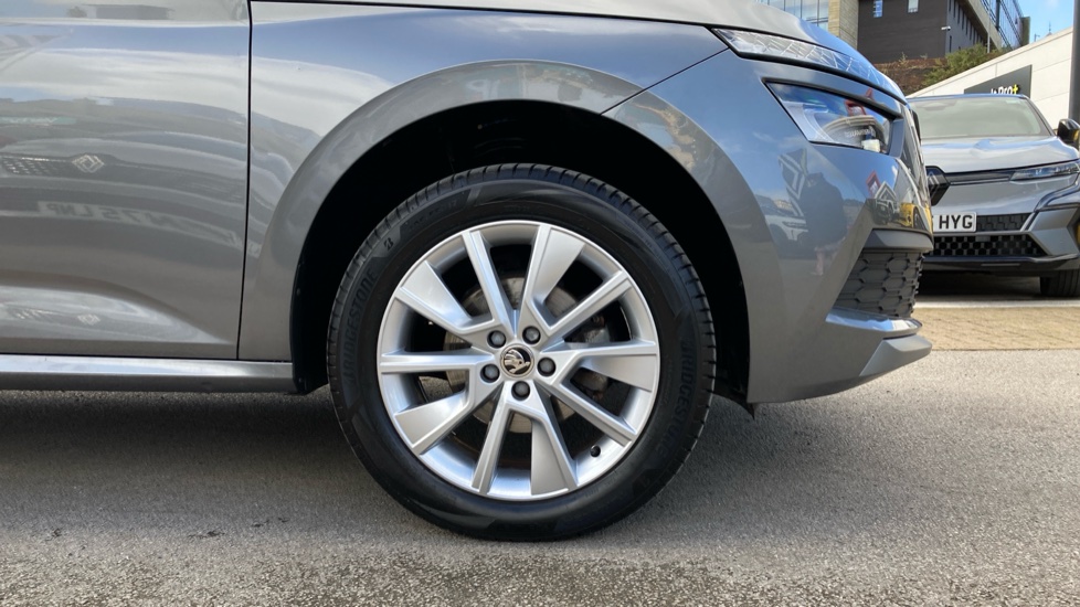 Skoda Kamiq 1.0 TSI 110 SE Drive 5dr DSG Petrol Hatchback - Image 7