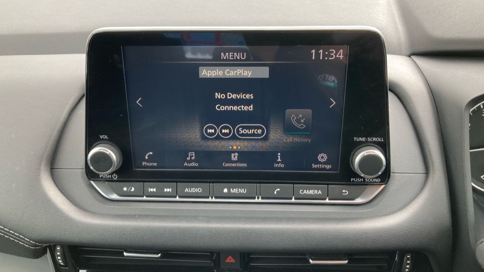 Nissan Qashqai 1.3 DiG-T MH 158 Acenta Premium 5dr Xtronic Petrol Hatchback - Image 12