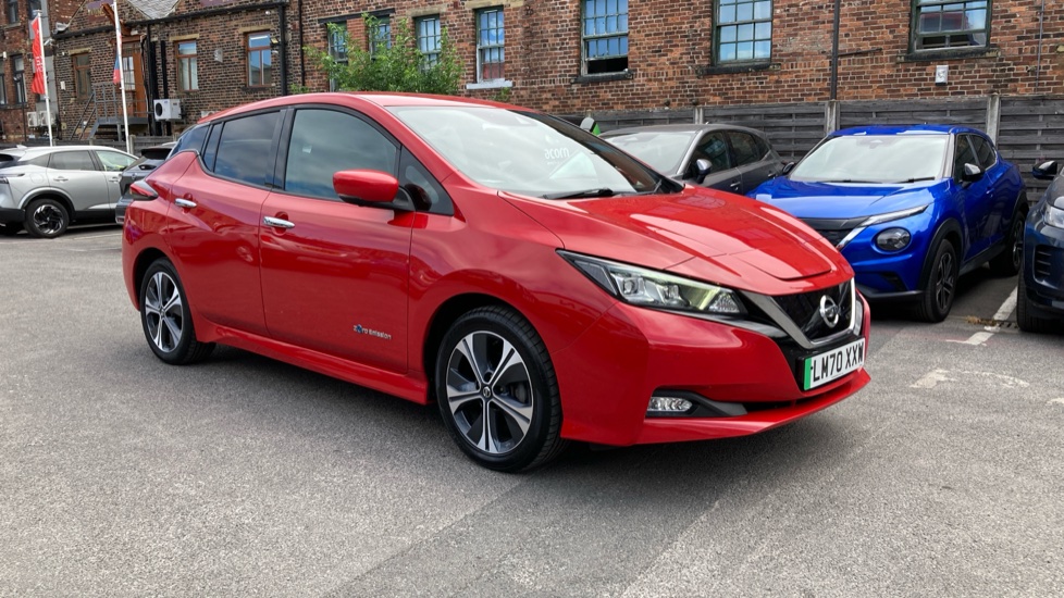 Nissan LEAF 110kW Tekna 40kWh 5dr Auto Electric Hatchback - Image 8