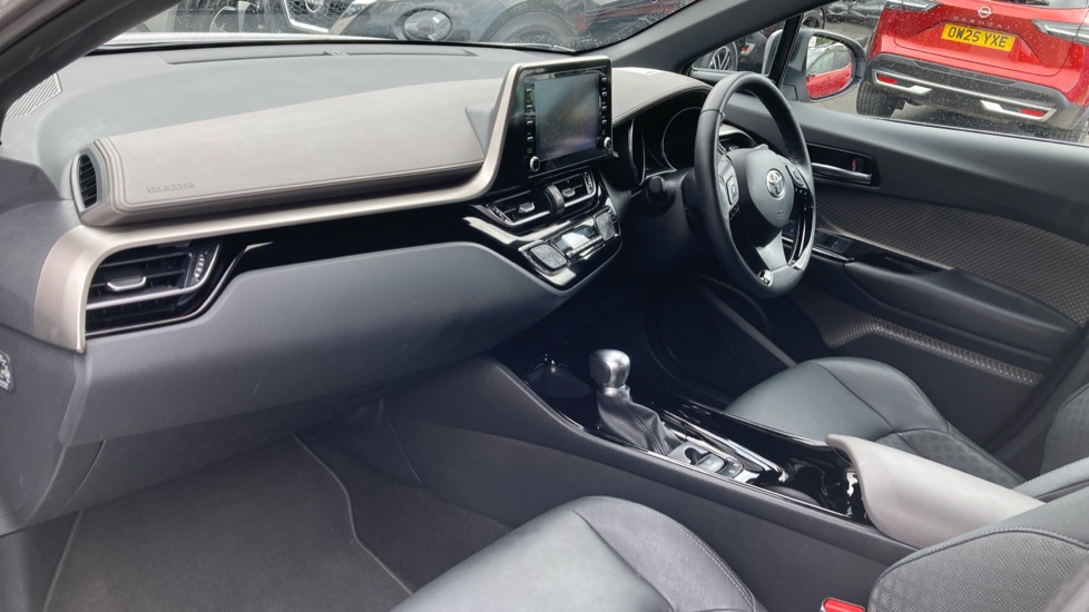 Toyota C-HR 1.8 Hybrid Excel 5dr CVT Hybrid Hatchback - Image 9