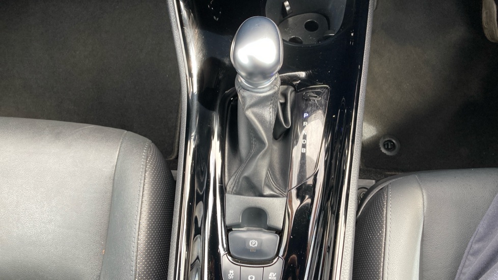 Toyota C-HR 1.8 Hybrid Excel 5dr CVT Hybrid Hatchback - Image 24