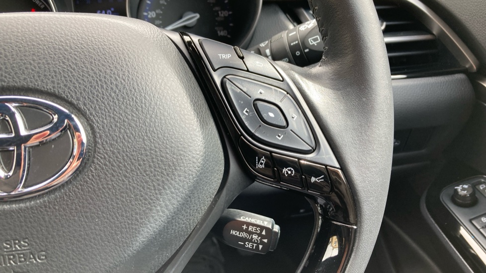 Toyota C-HR 1.8 Hybrid Excel 5dr CVT Hybrid Hatchback - Image 26