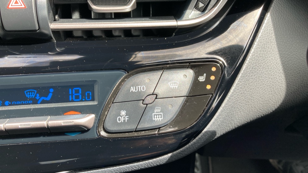 Toyota C-HR 1.8 Hybrid Excel 5dr CVT Hybrid Hatchback - Image 32