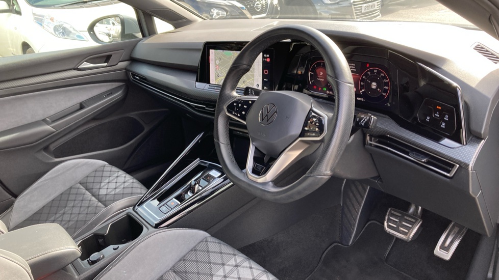 Volkswagen Golf 2.0 TDI 150 R-Line 5dr DSG Diesel Hatchback - Image 11