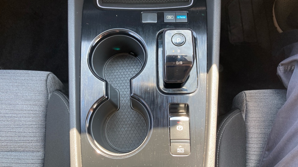 Nissan X-Trail 1.5 E-Power 204 N-Connecta 5dr Xtronic Hybrid Station Wagon - Image 26