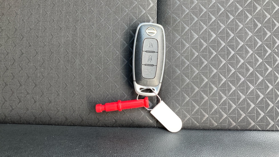 Nissan Juke 1.6 Hybrid N-Connecta 5dr Auto Hybrid Hatchback - Image 20