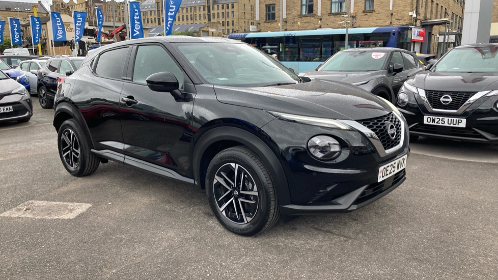Nissan Juke 1.0 DiG-T N-Connecta 5dr Petrol Hatchback - Image 8