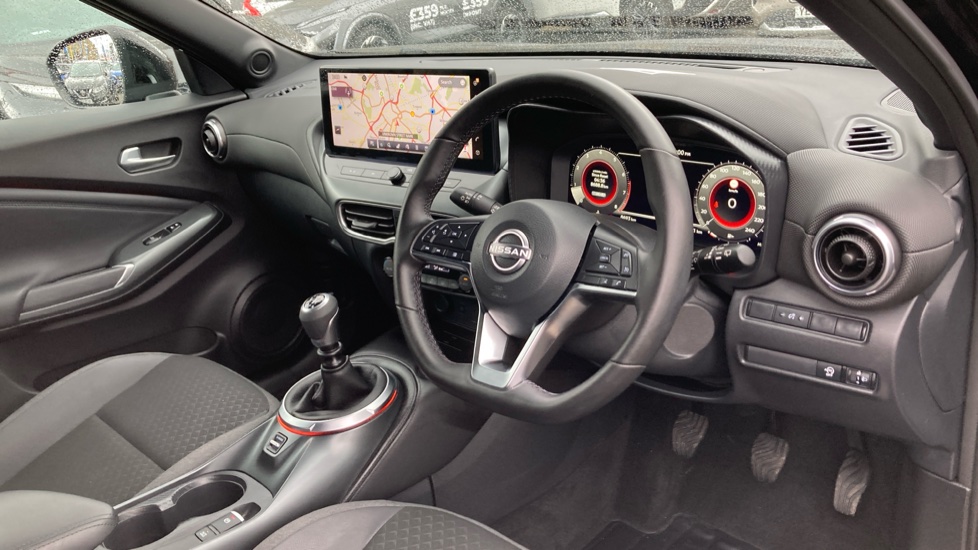Nissan Juke 1.0 DiG-T N-Connecta 5dr Petrol Hatchback - Image 11