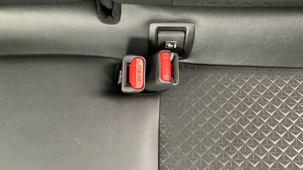 Nissan Juke 1.0 DiG-T N-Connecta 5dr Petrol Hatchback - Image 17