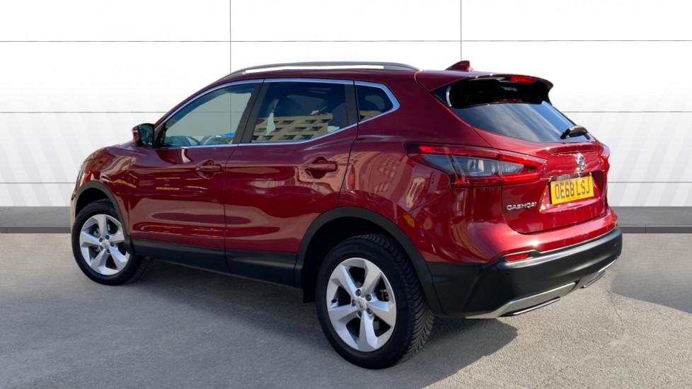 Nissan Qashqai 1.5 dCi 115 Tekna 5dr Diesel Hatchback - Image 2