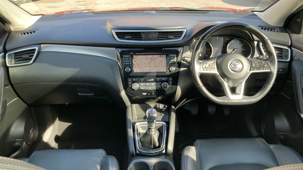 Nissan Qashqai 1.5 dCi 115 Tekna 5dr Diesel Hatchback - Image 10