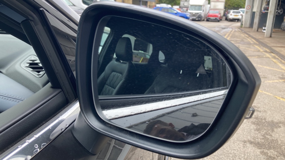 Nissan Qashqai 1.5 E-Power Tekna+ 5dr Auto Hybrid Hatchback - Image 25